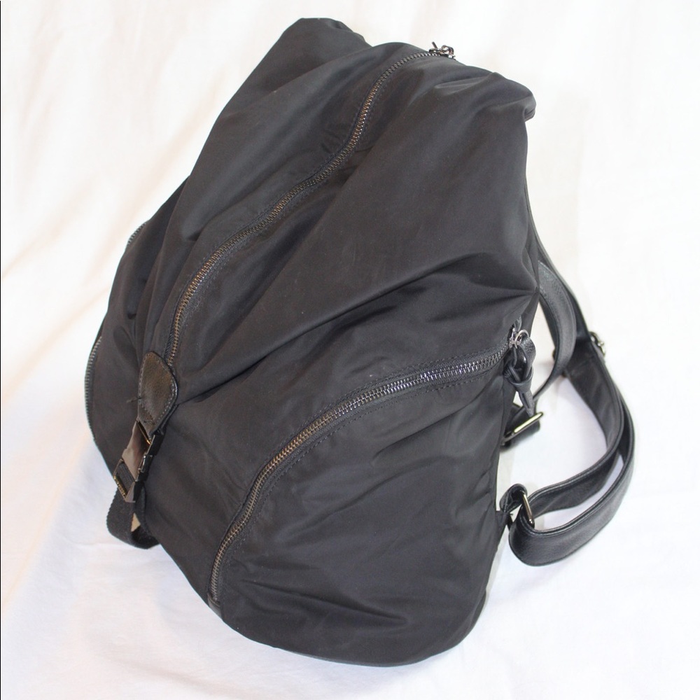 Fabletics sports athletic back pack